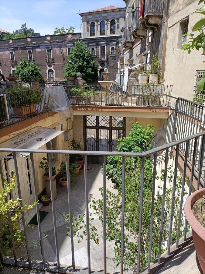 Residenza La Vecchia Cattedrale Catania Kültér fotó